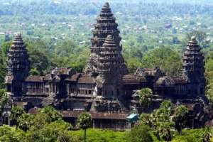Tham quan đền Angkor Wat Campuchia