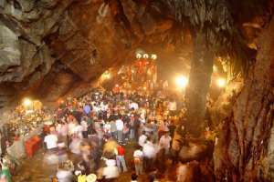 Tham quan Chùa Hương - Động Hương Tích