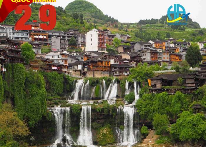 Tour Du Lịch Viên Gia Giới - Phù Dung Trấn - Phượng Hoàng Cổ Trấn 6 Ngày 5 Đêm 2/9/2023